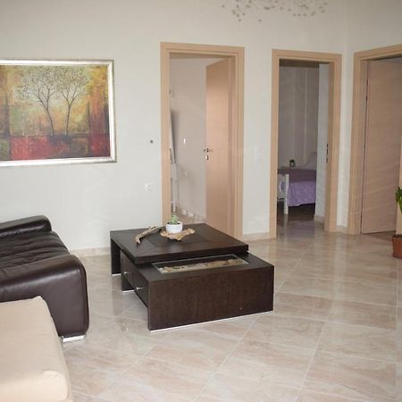 Mary'S Apartments Close To The Sea Agios Georgios (Corfu) Exterior foto