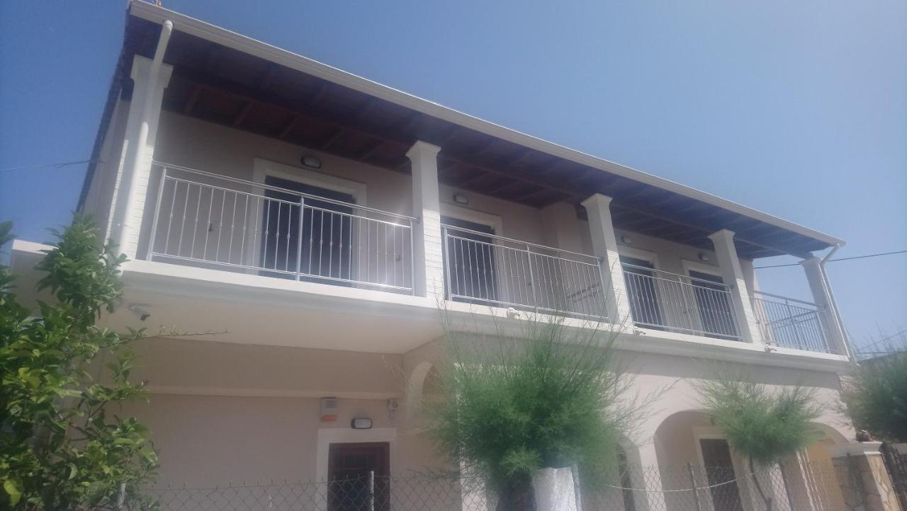 Mary'S Apartments Close To The Sea Agios Georgios (Corfu) Exterior foto